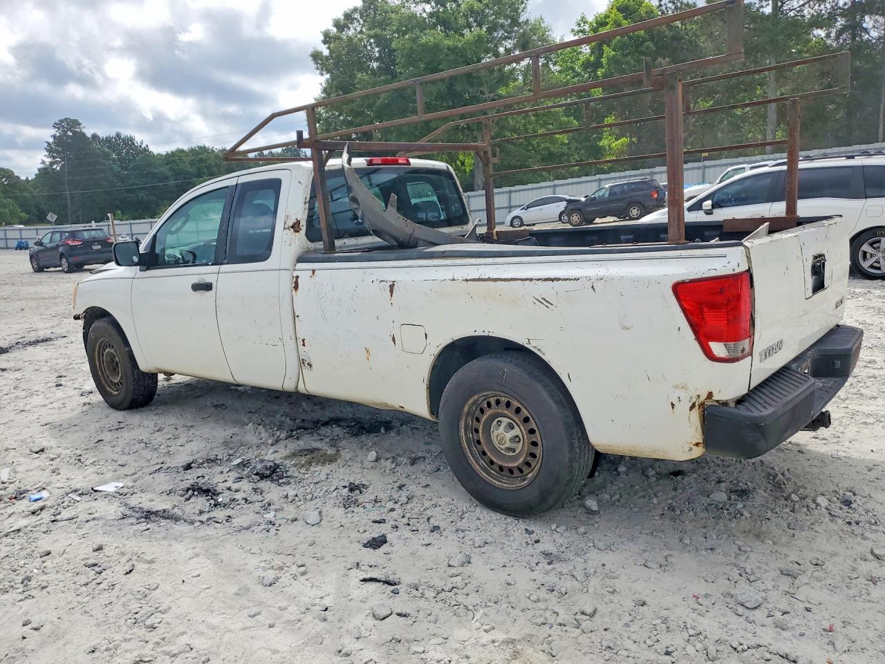 Nissan Titan Xe