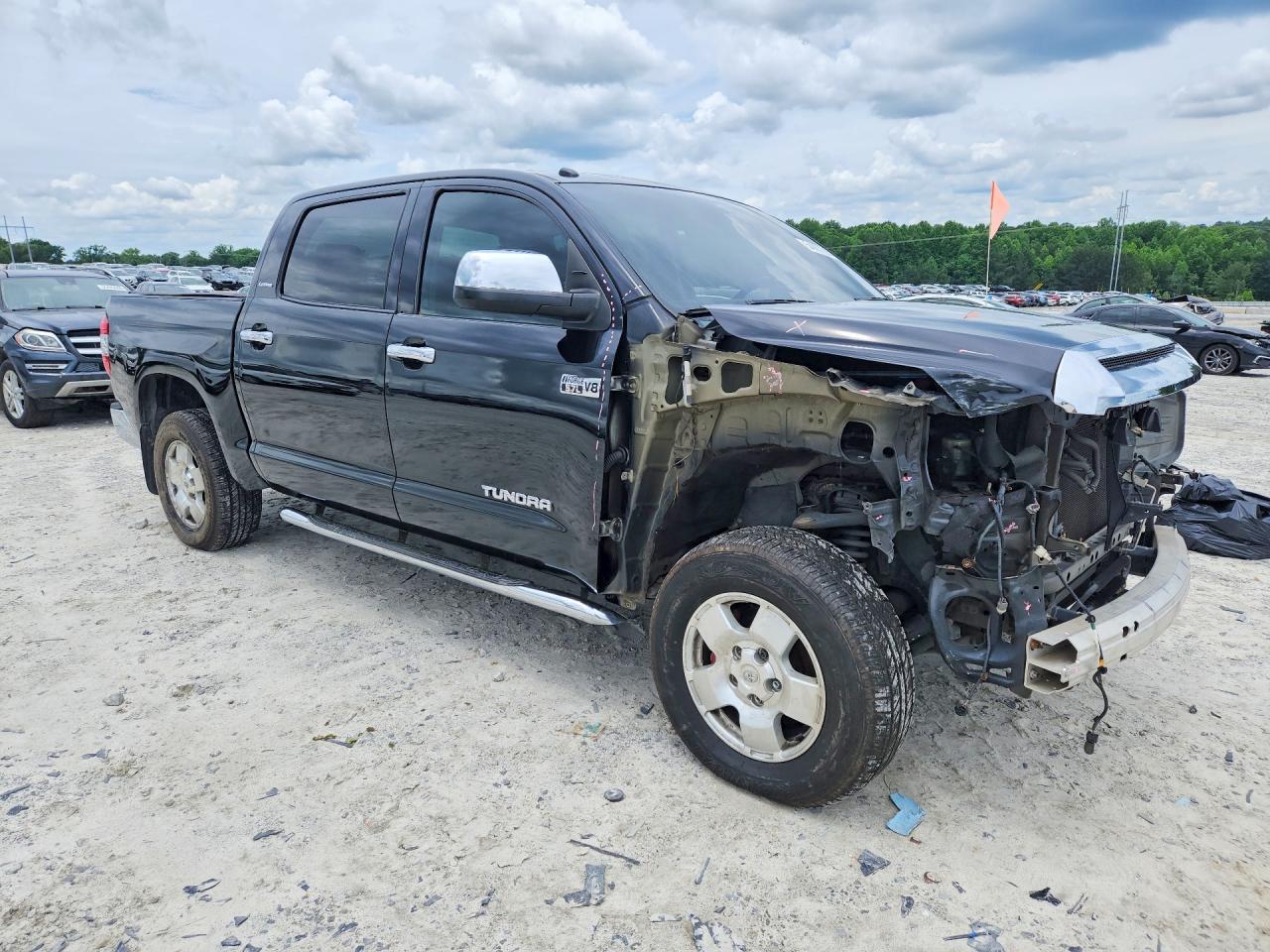 Toyota Tundra Crewmax Limited
