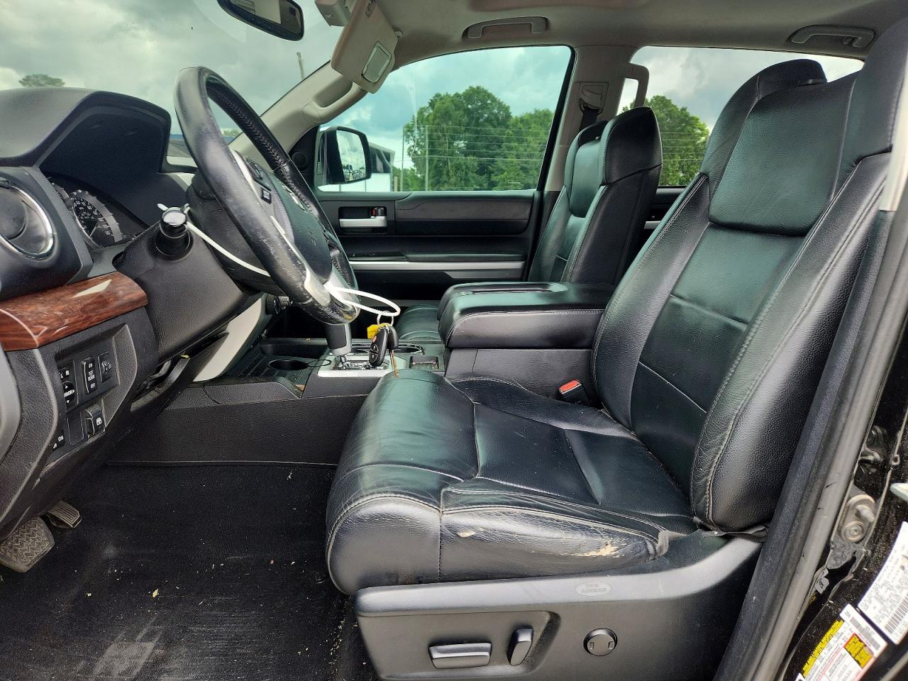 Toyota Tundra Crewmax Limited