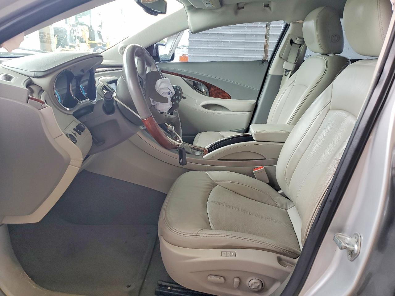 Buick LaCrosse Touring