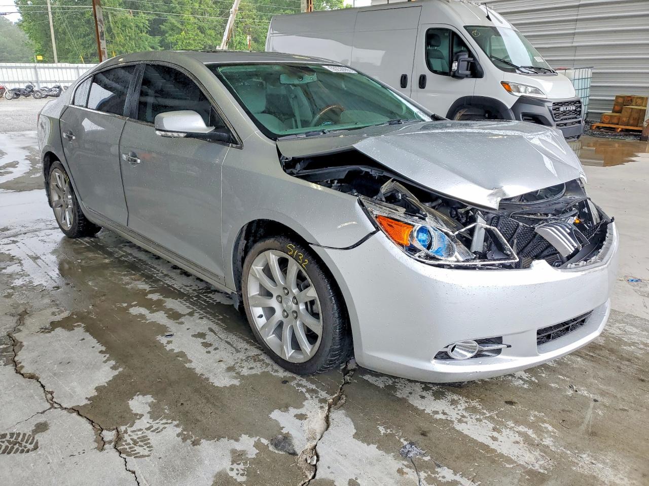 Buick LaCrosse Touring