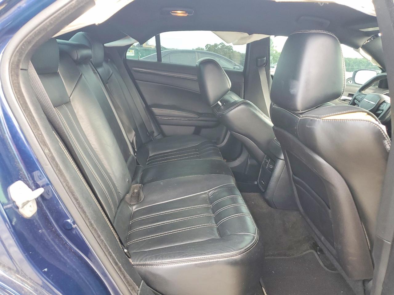 Chrysler 300 S