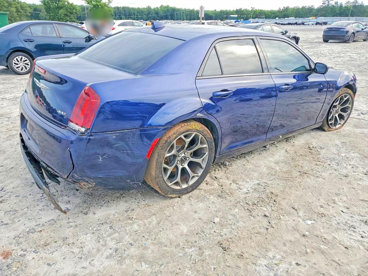 Chrysler 300 S