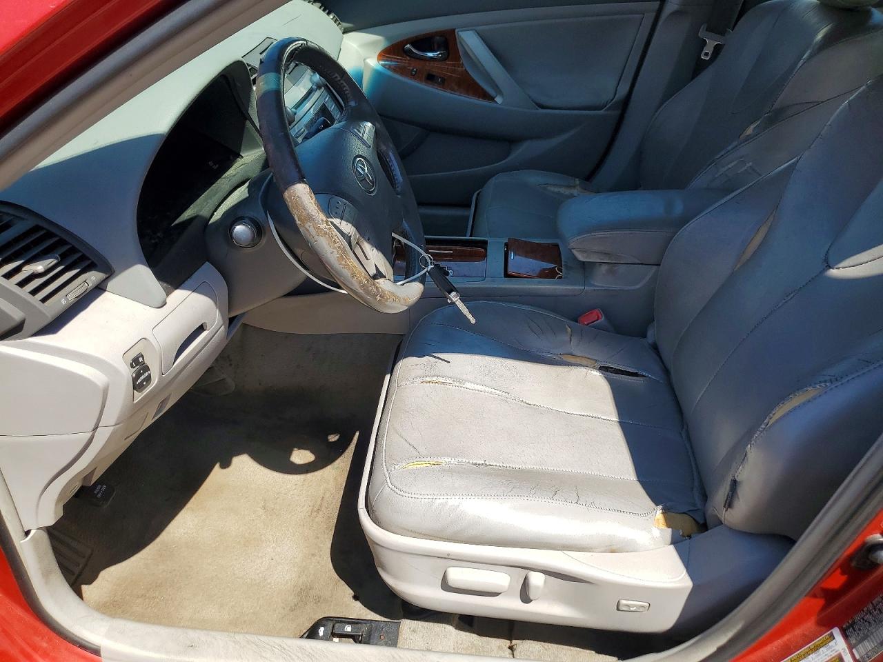 Toyota Camry Xle V6