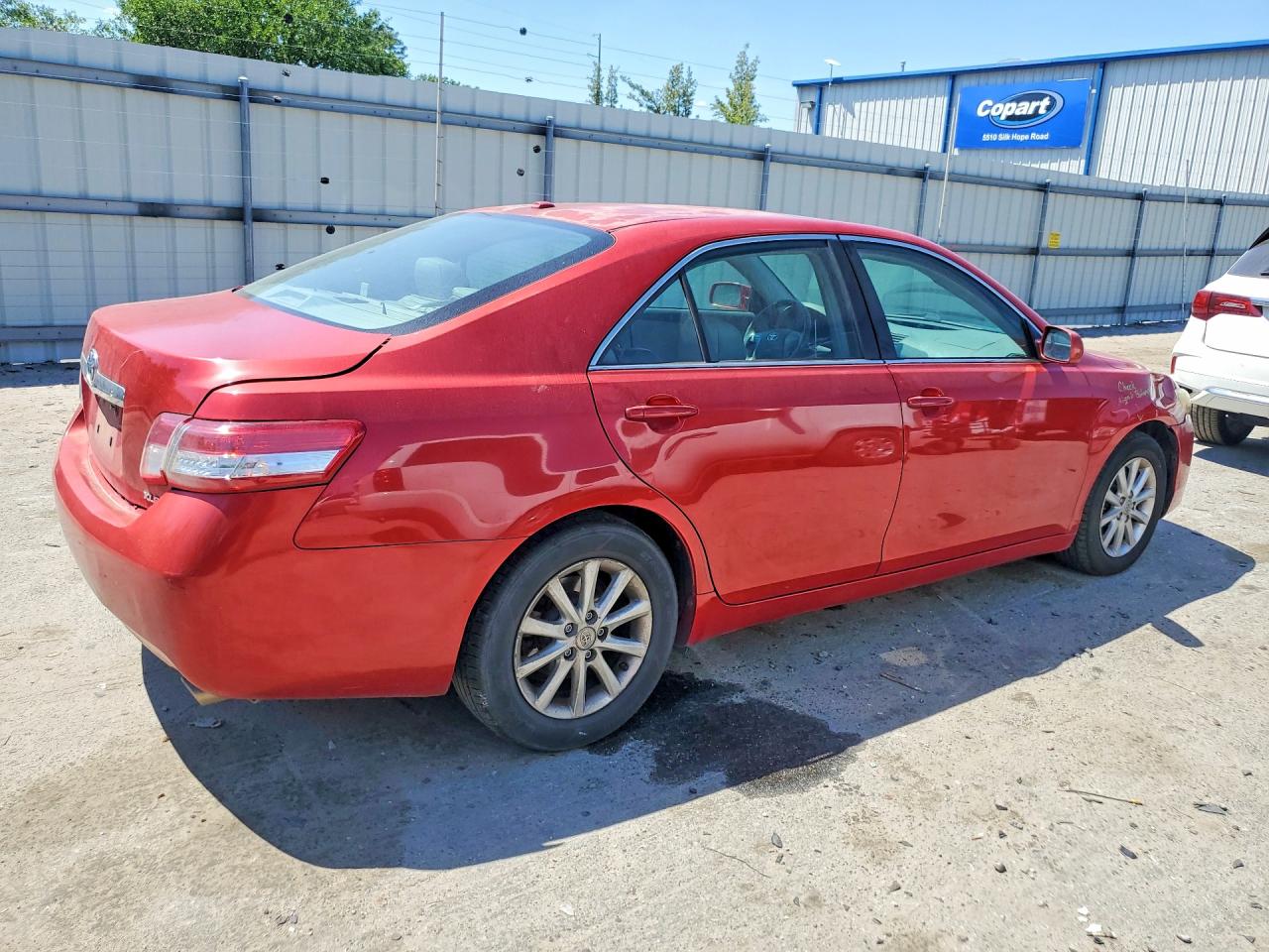 Toyota Camry Xle V6