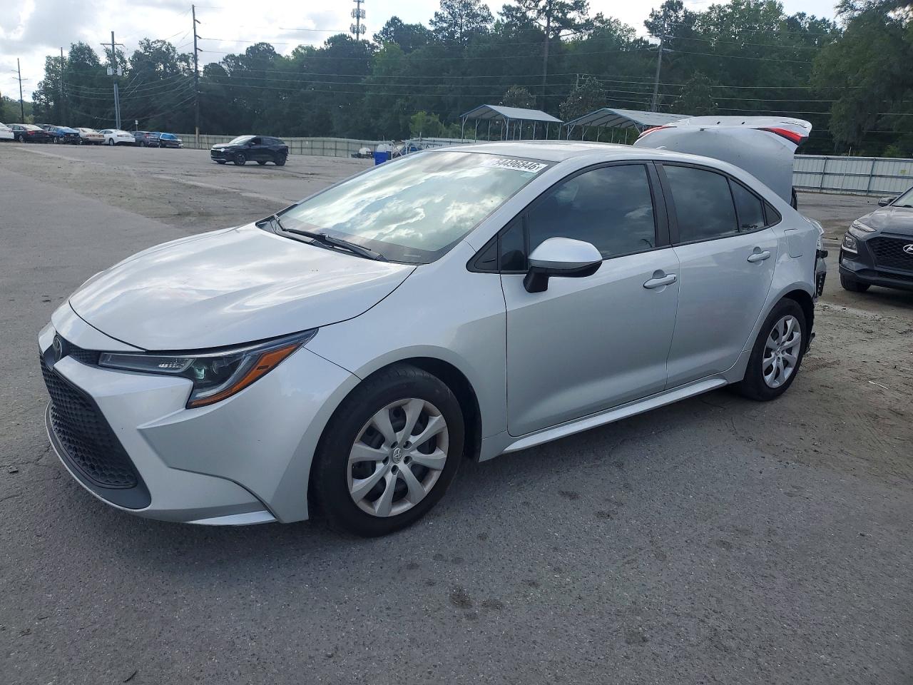 Salvage Toyota Corolla Image