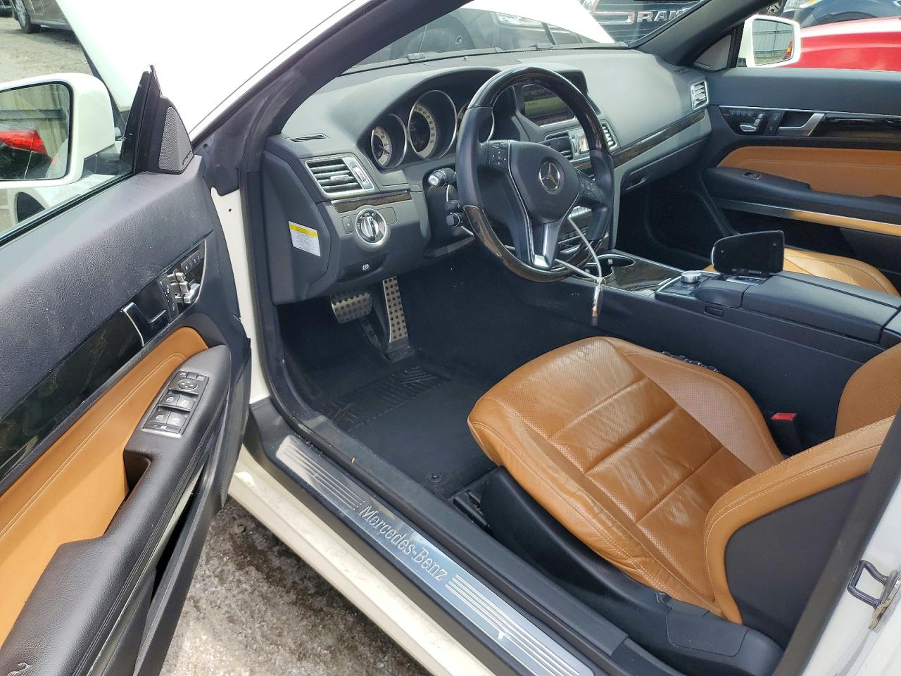 Mercedes-Benz E-Class 550