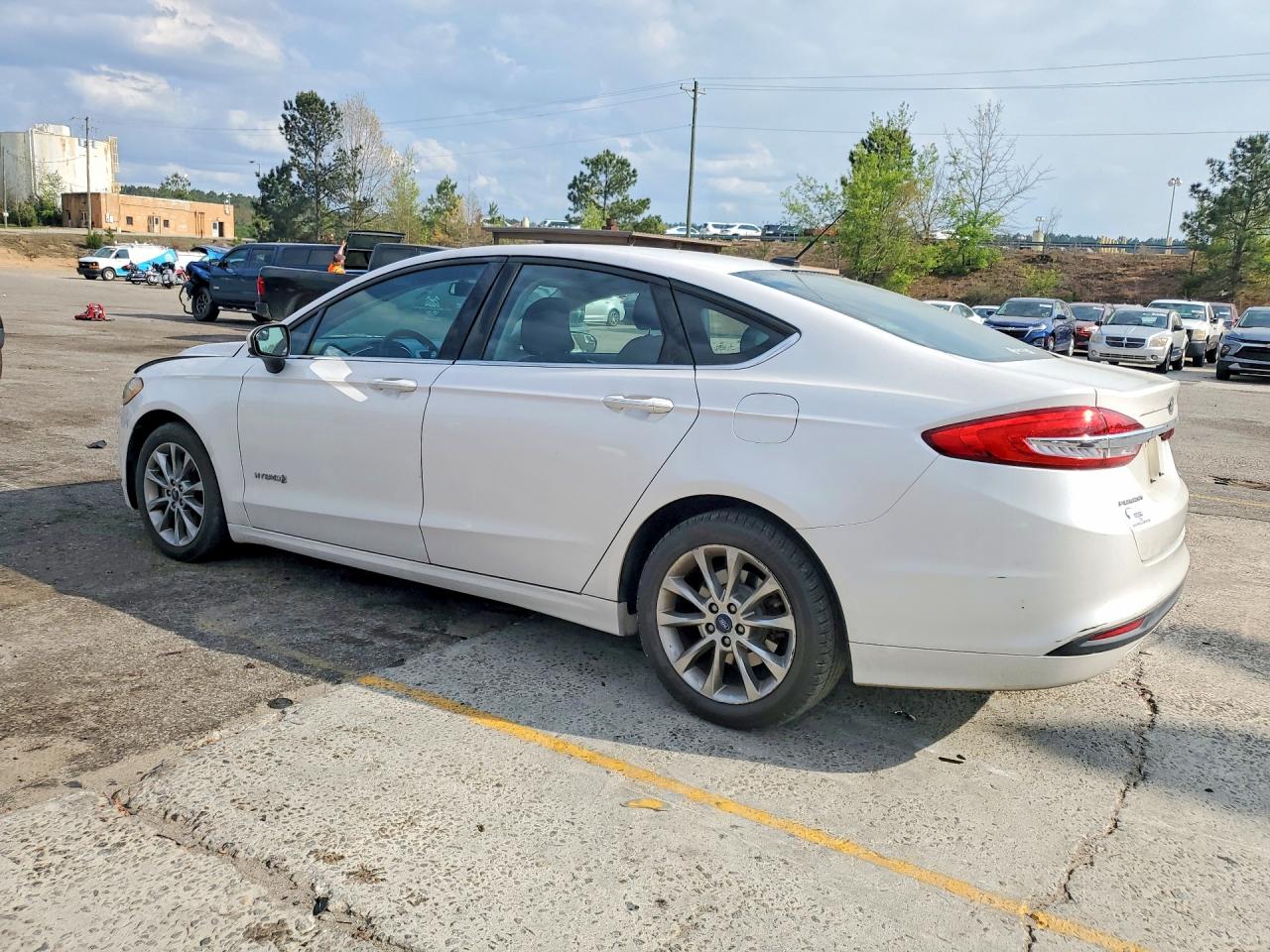 Ford Fusion Se Hybrid
