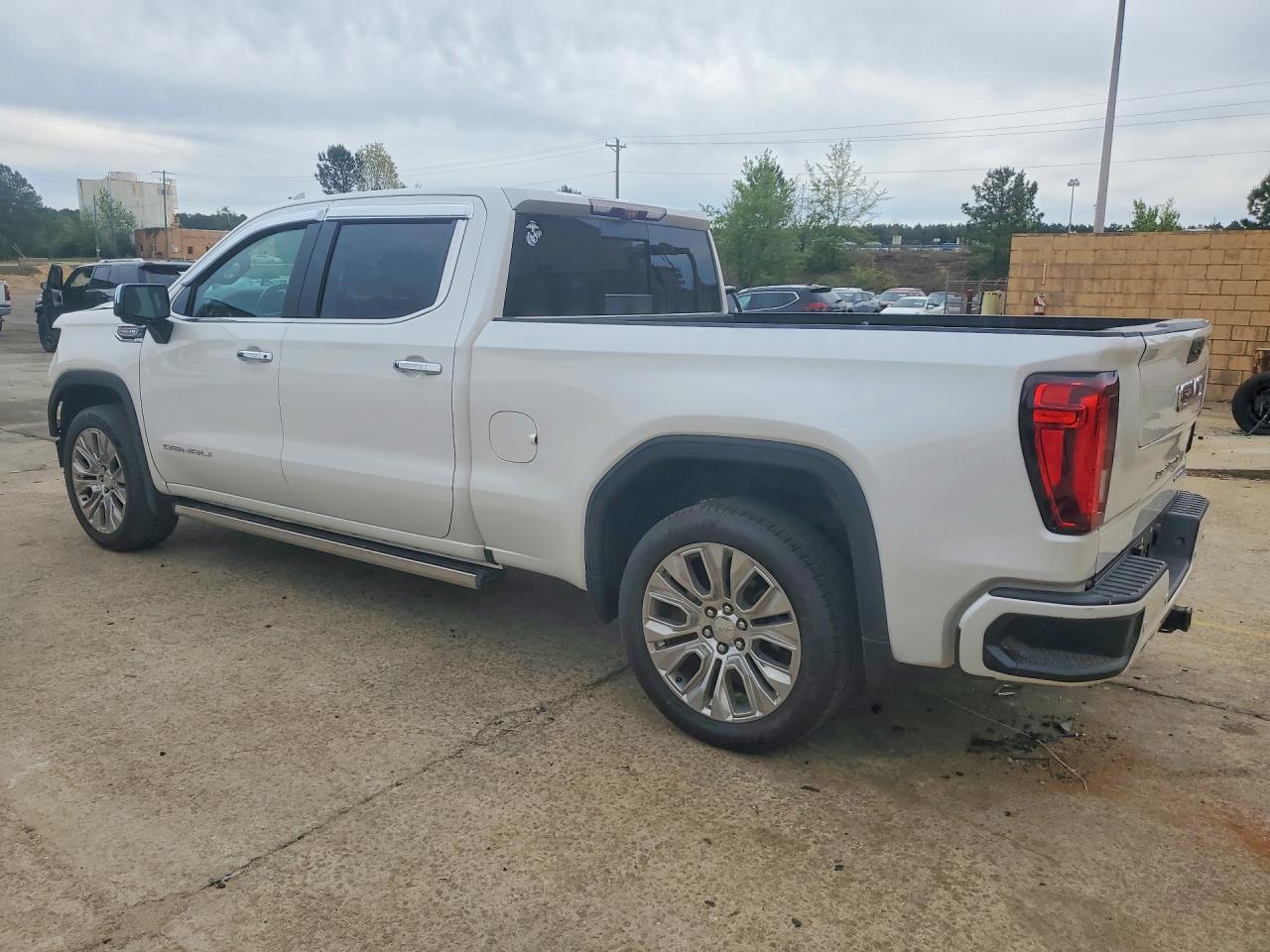 GMC Sierra K1500 Denali