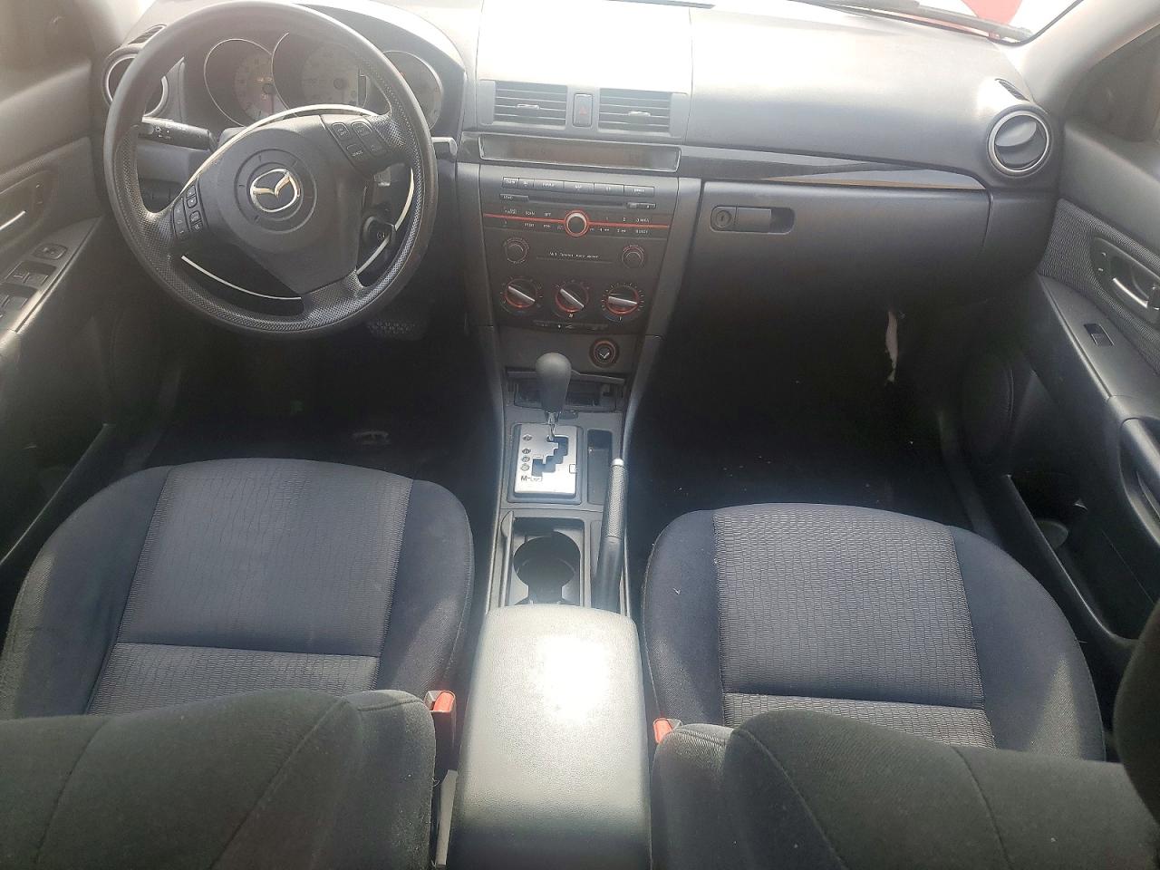 Mazda 3 I