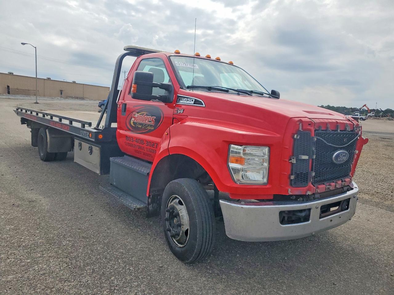 Salvage Ford F-650 Image
