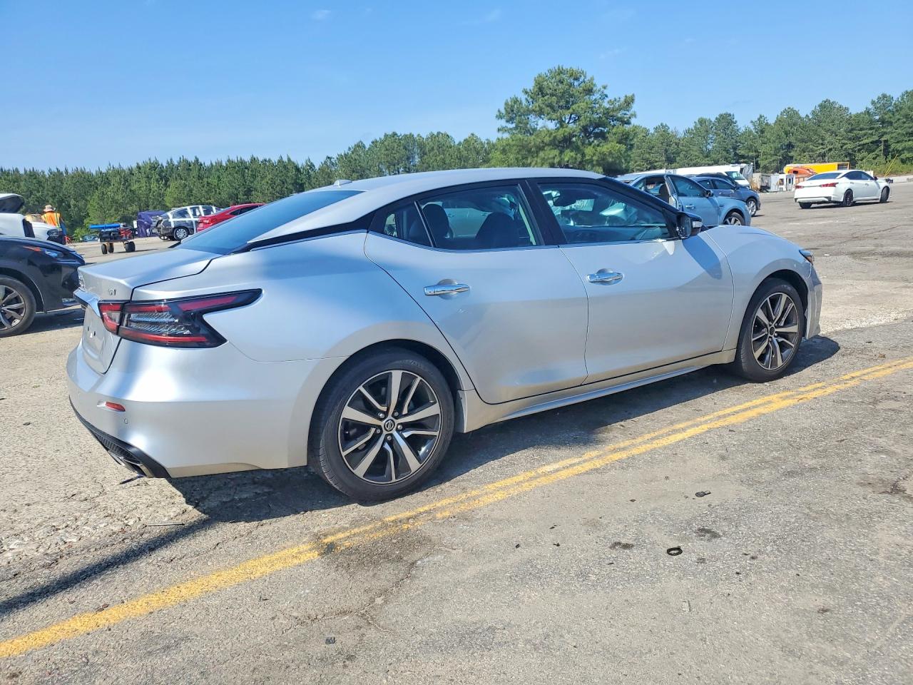 Nissan Maxima Sv
