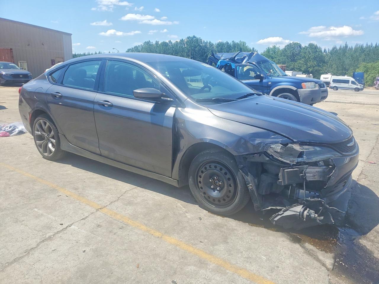Chrysler 200 S