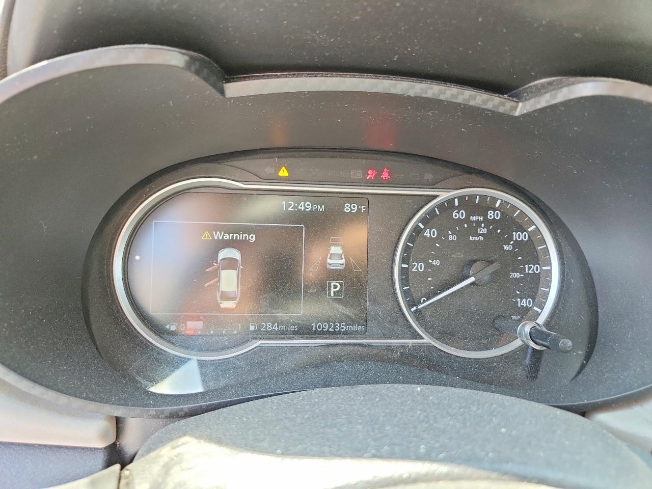Nissan Versa Sv