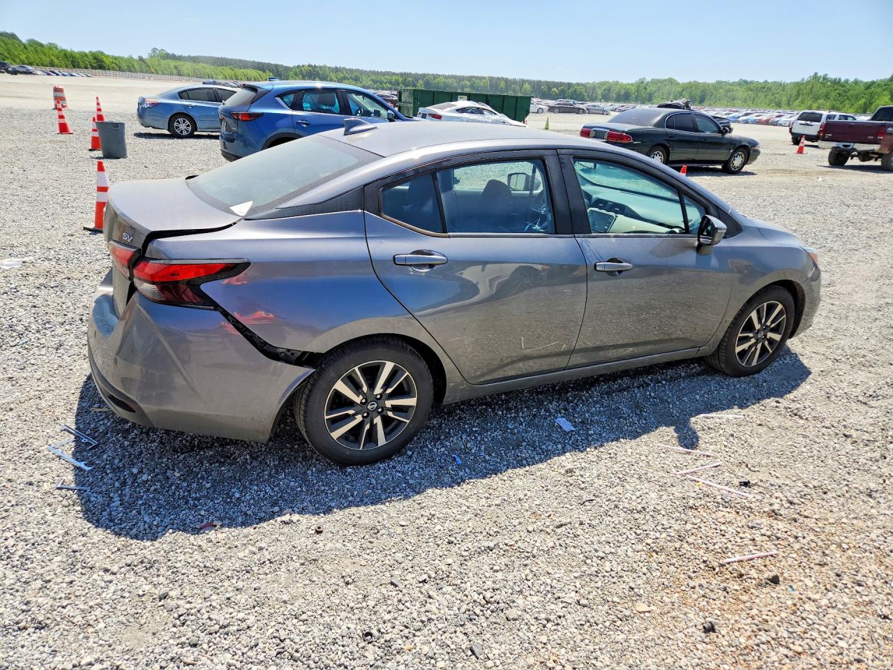 Nissan Versa Sv
