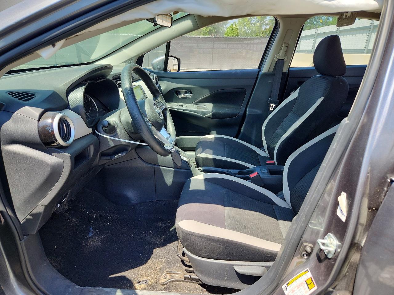 Nissan Versa Sv