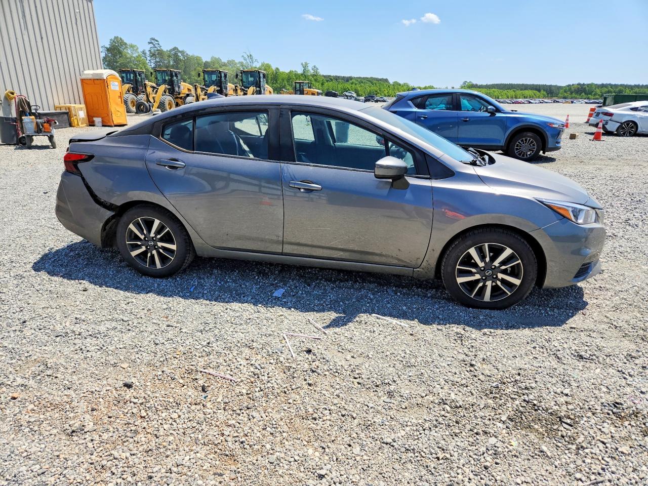 Nissan Versa Sv