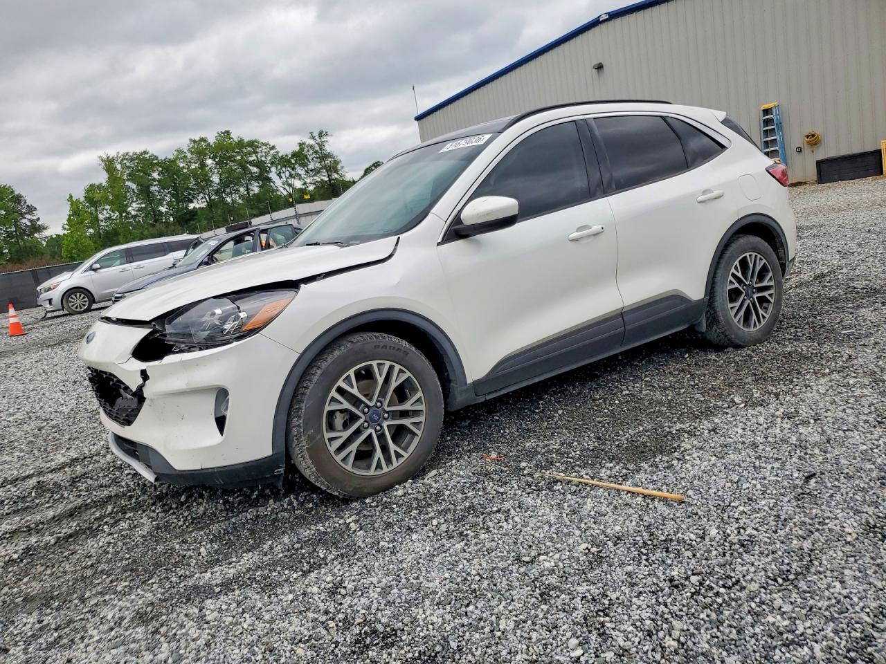 Salvage Ford Escape Image
