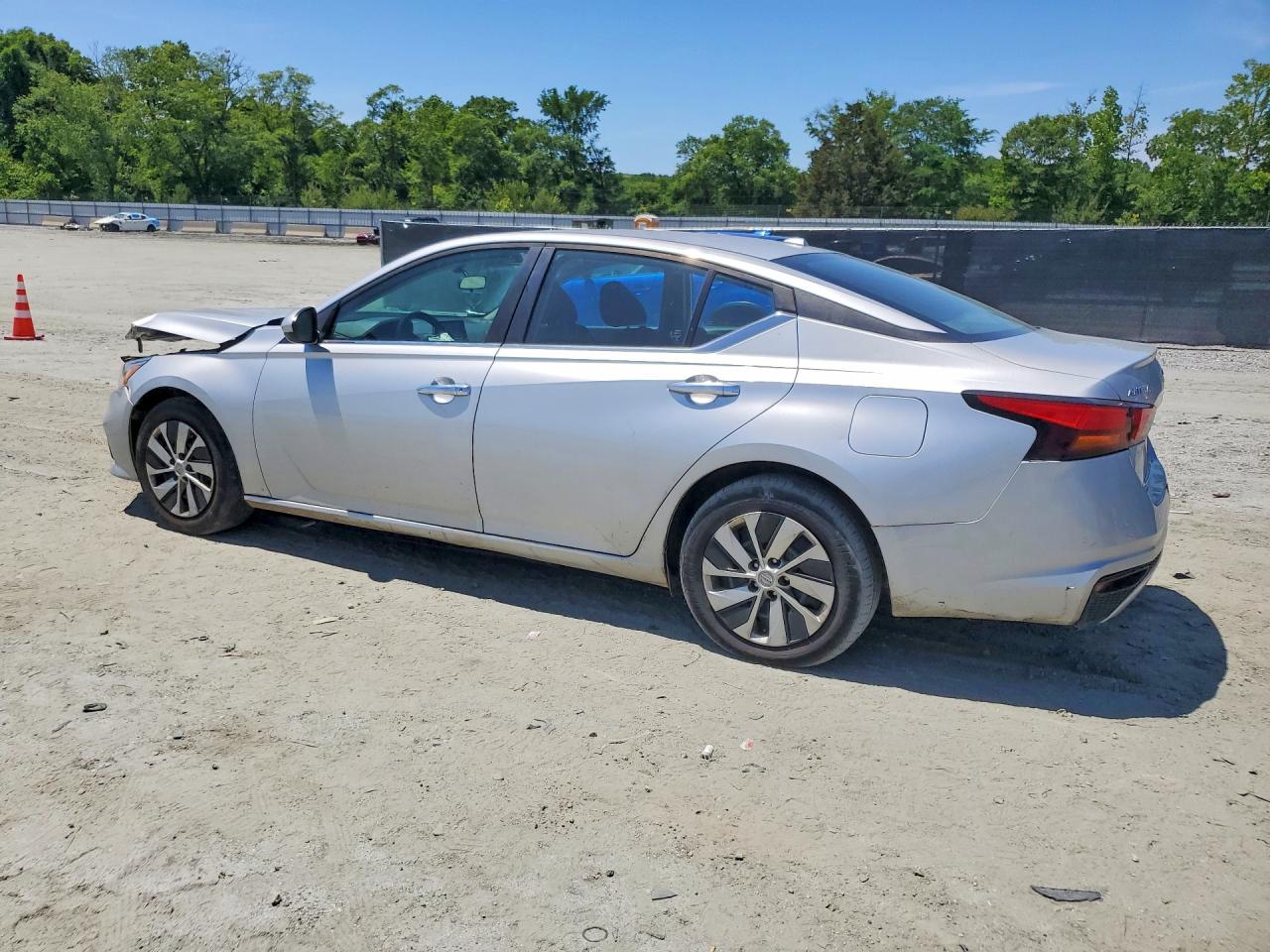 Nissan Altima S