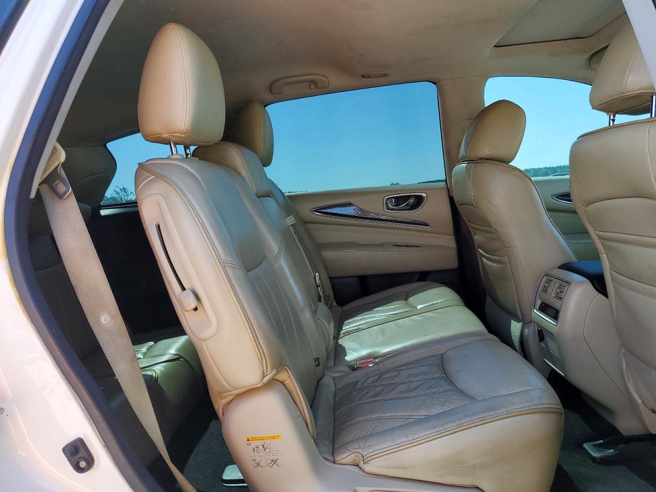 INFINITI Qx Base