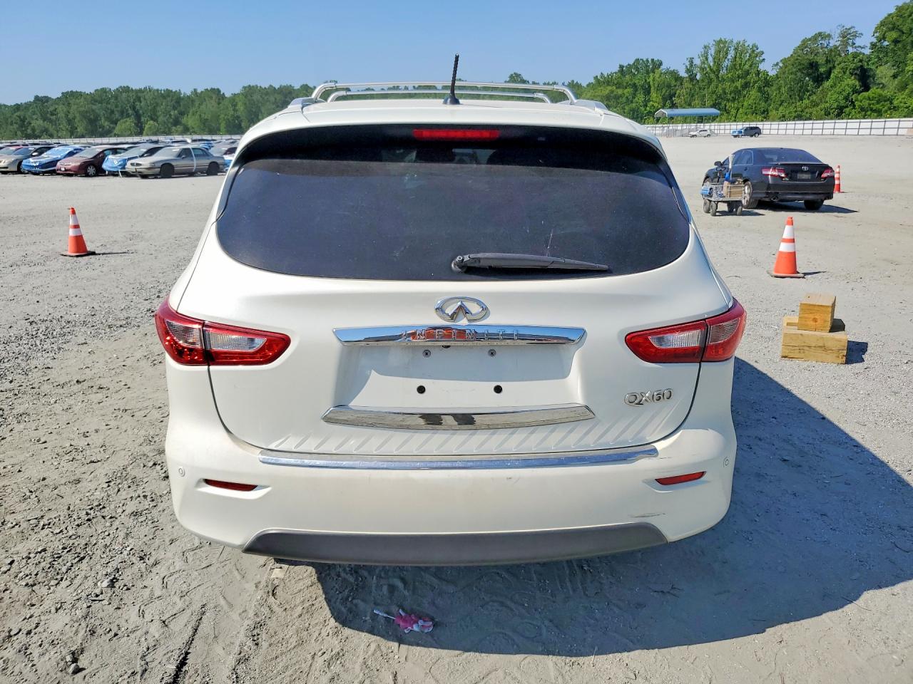 INFINITI Qx Base