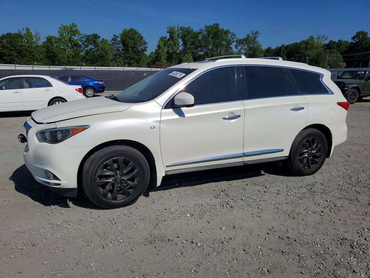 Salvage INFINITI Qx Image