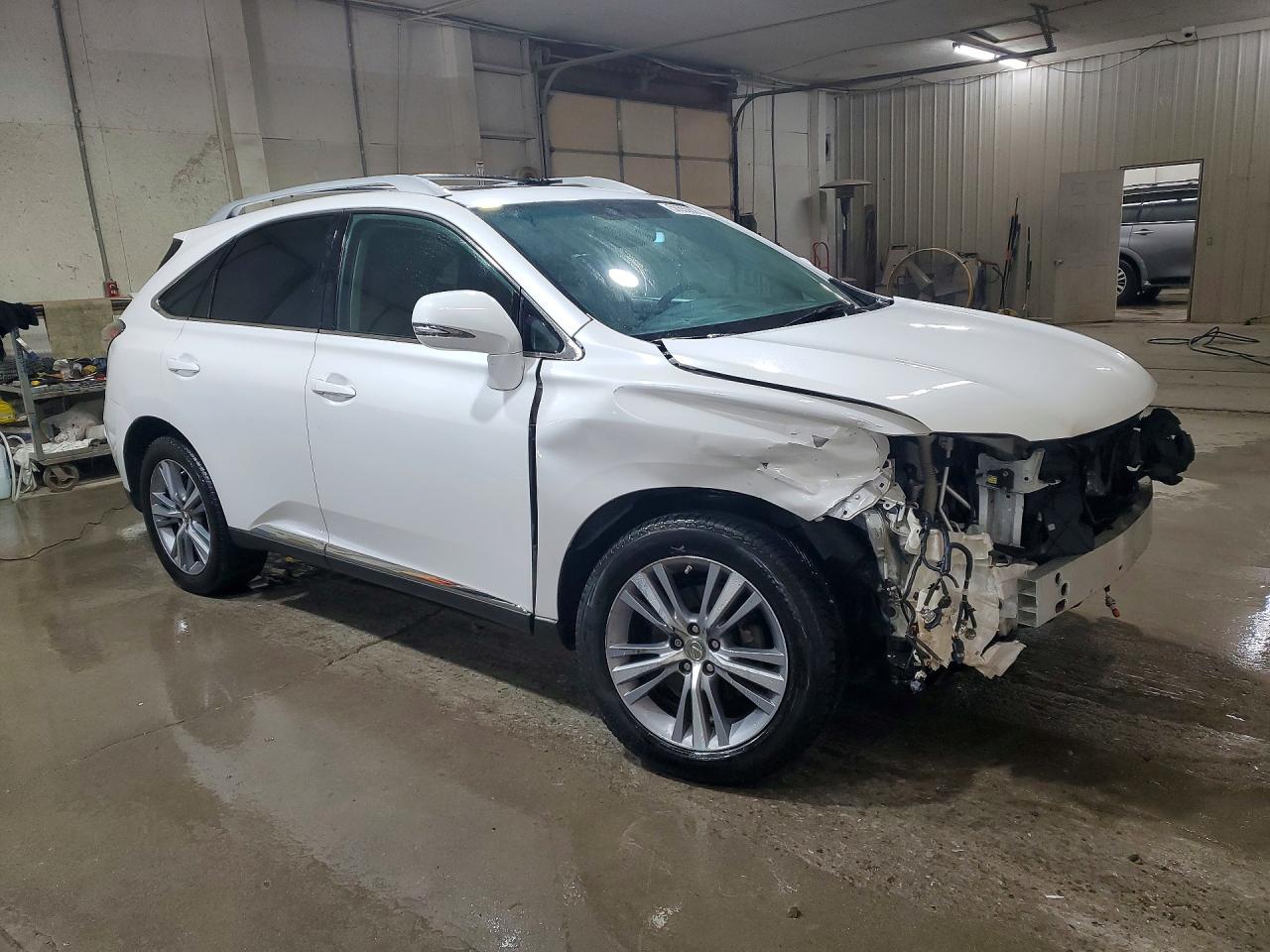 Lexus RX Base