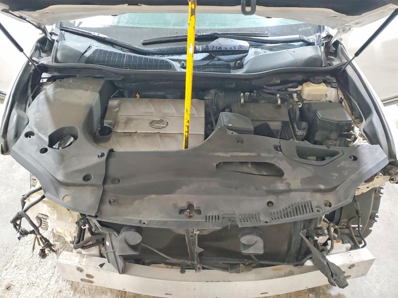 Lexus RX Base