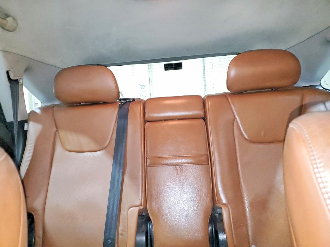 Lexus RX Base
