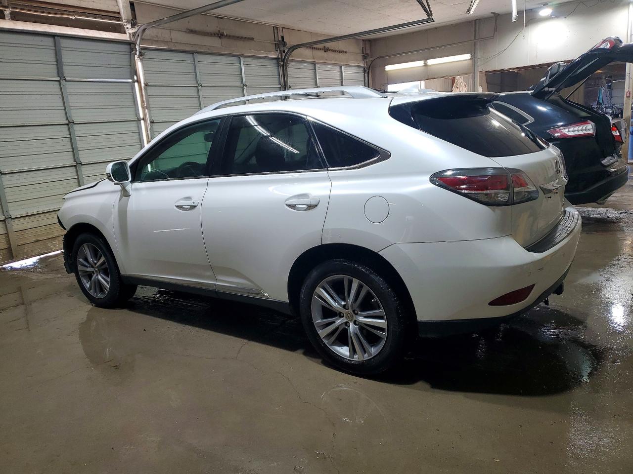 Lexus RX Base