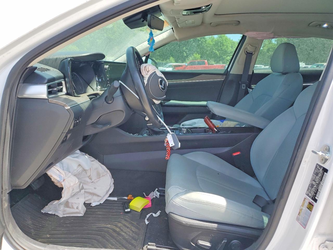 Kia K5 Ex