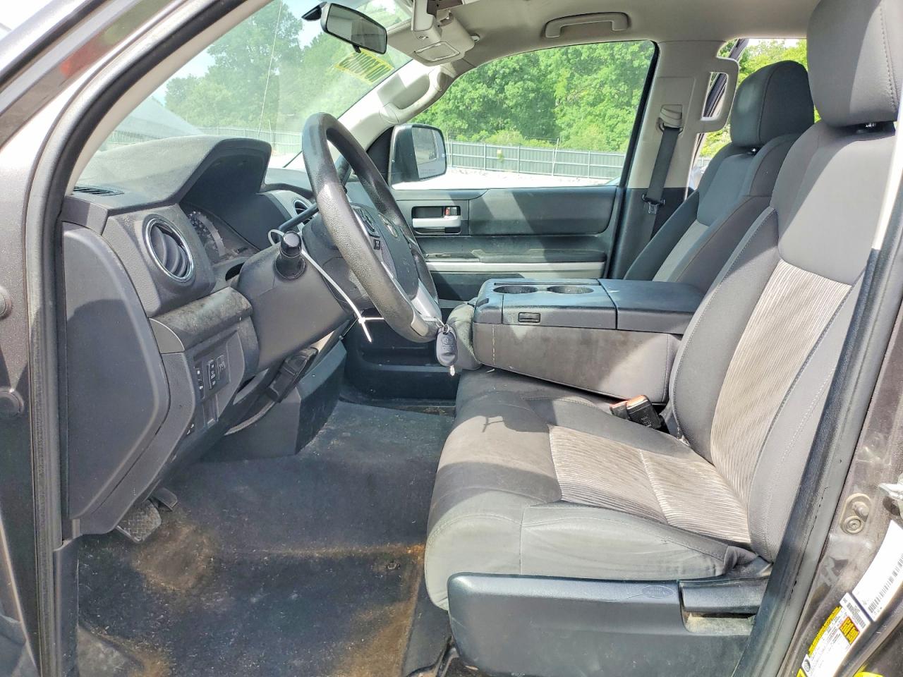 Toyota Tundra Sr5