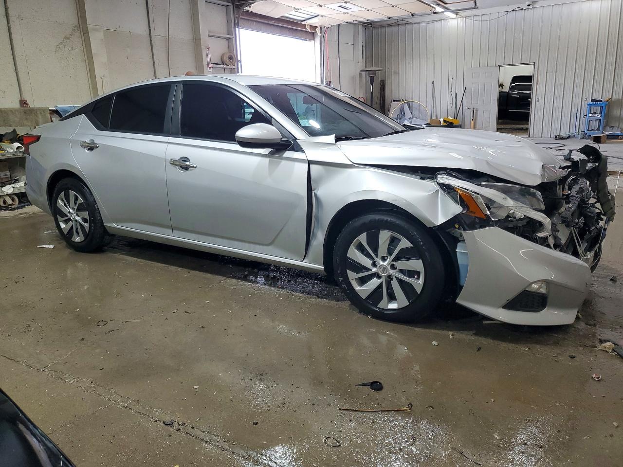 Nissan Altima S