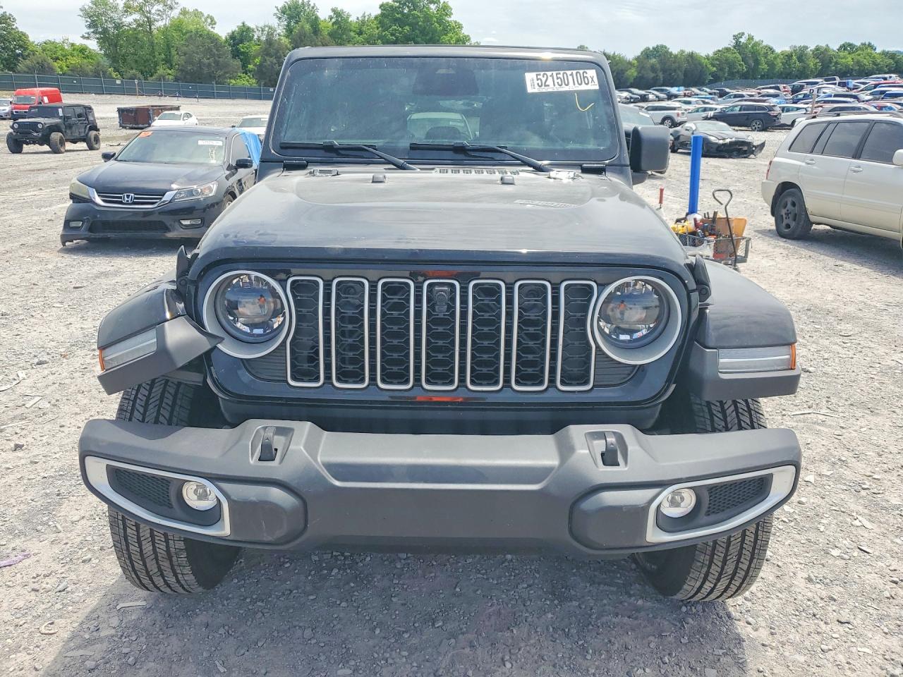 Jeep Wrangler Sahara