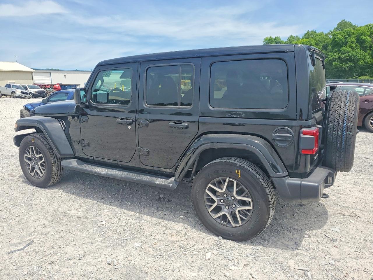 Jeep Wrangler Sahara