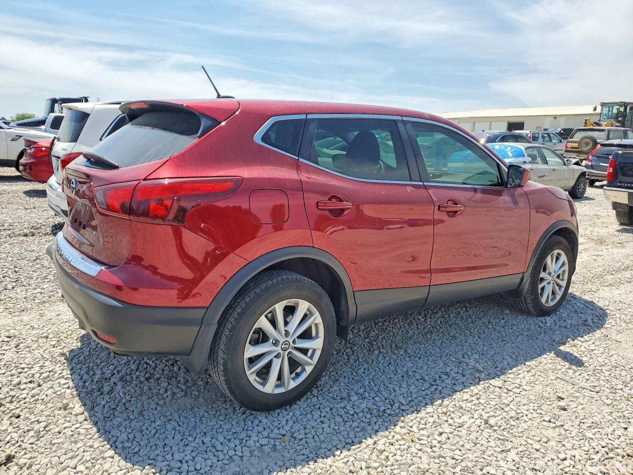 Nissan Rogue S