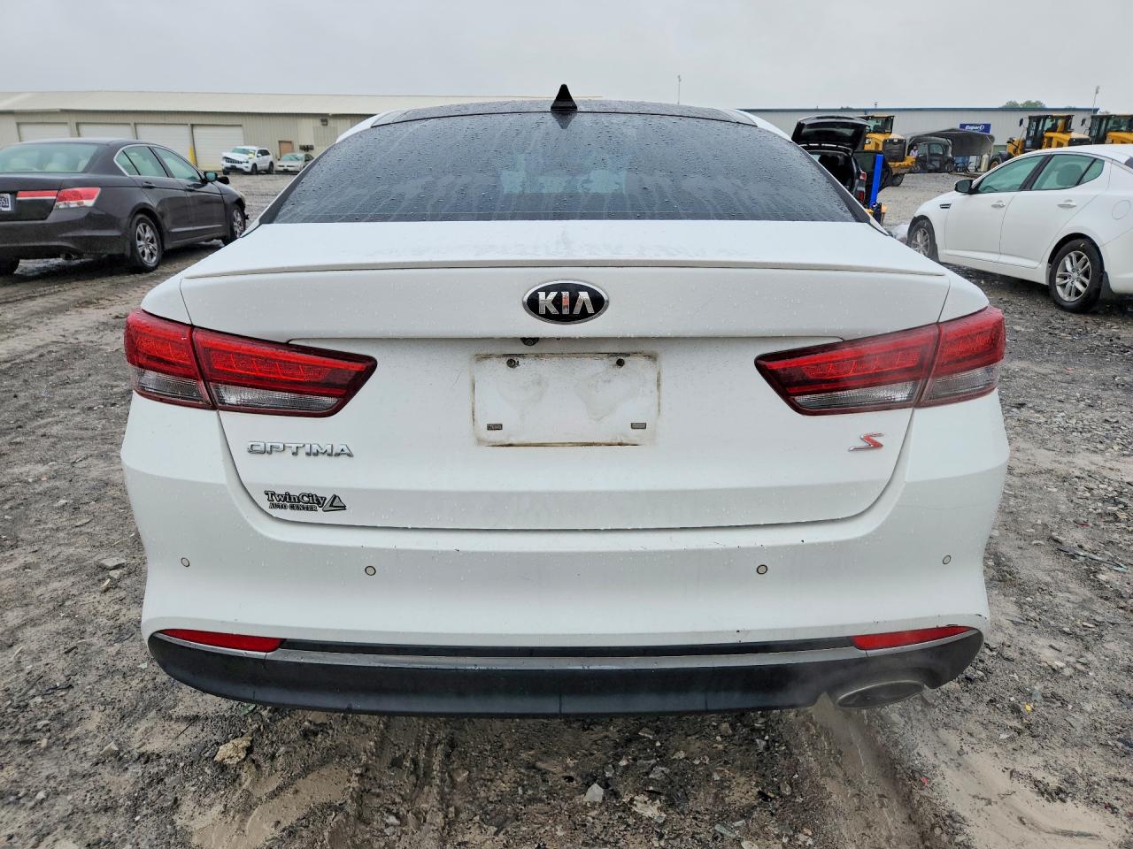 Kia Optima S
