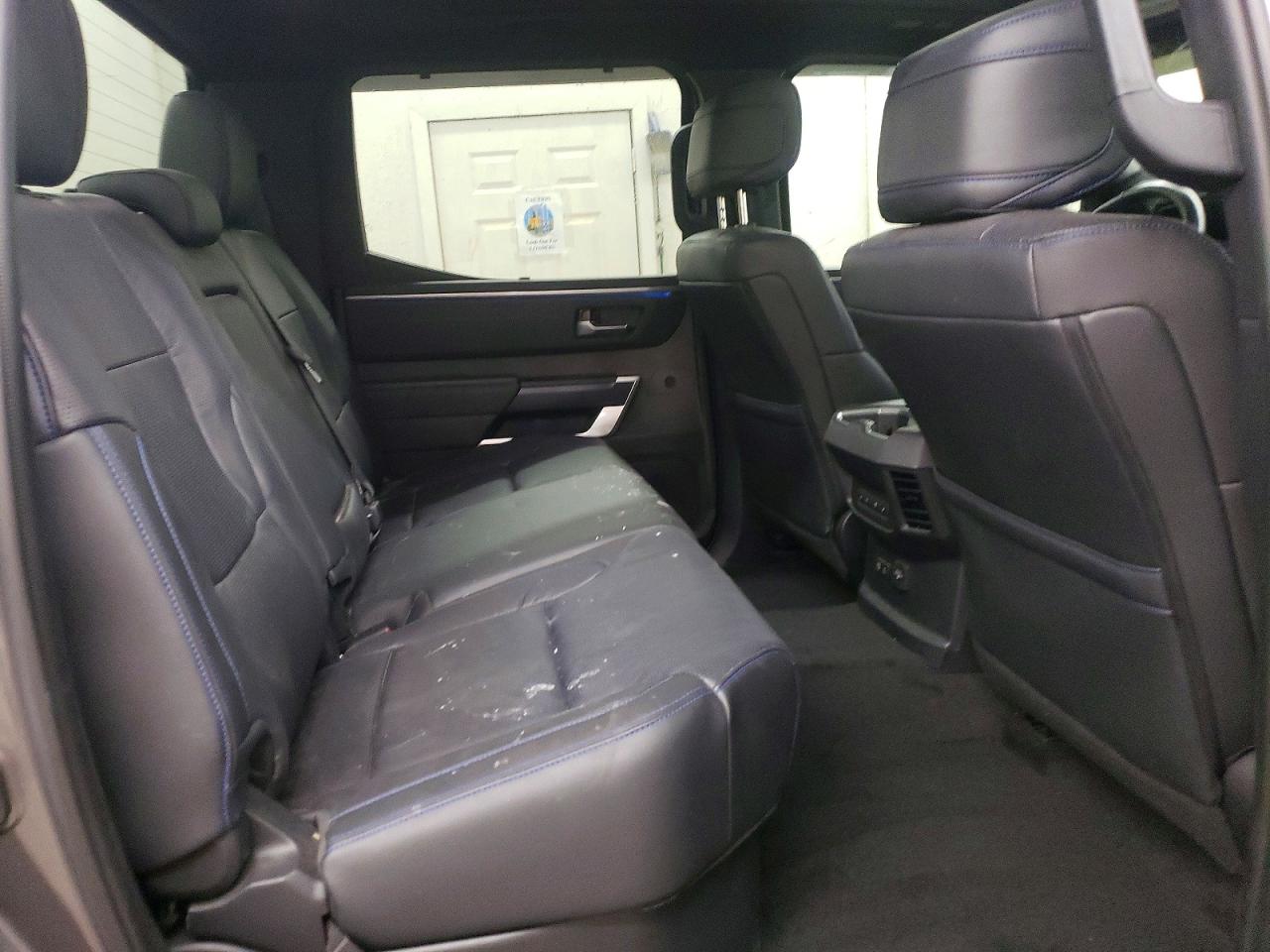 Toyota Tundra Platinum