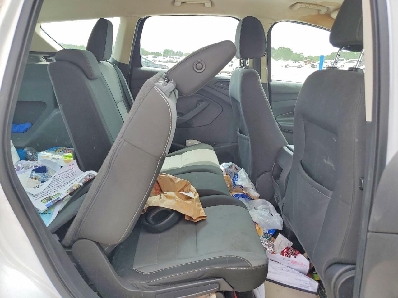 Ford Escape S