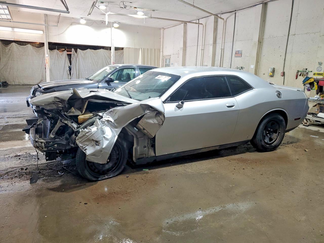 Salvage Dodge Challenger Image