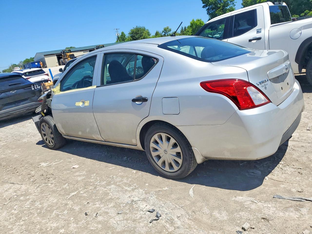 Nissan Versa 1.6 S
