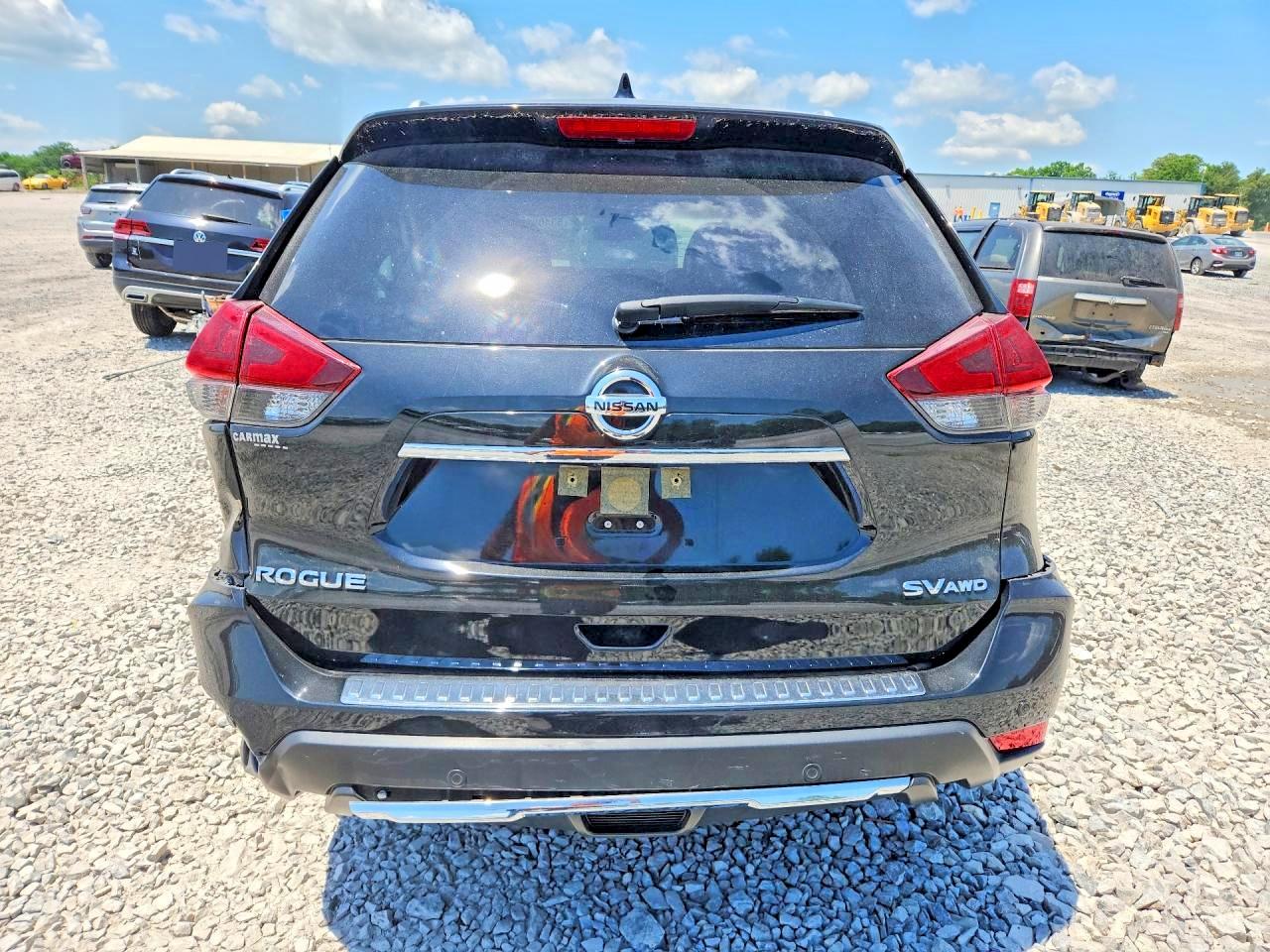Nissan Rogue Sv