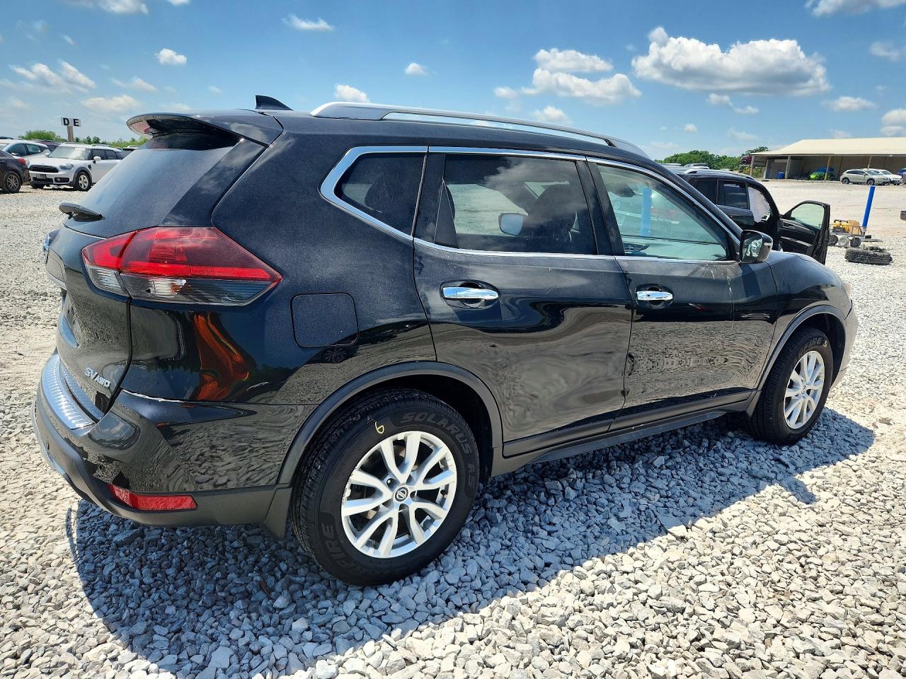 Nissan Rogue Sv