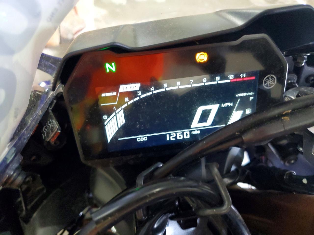Yamaha Yzfr7