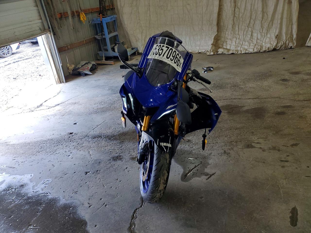 Yamaha Yzfr7