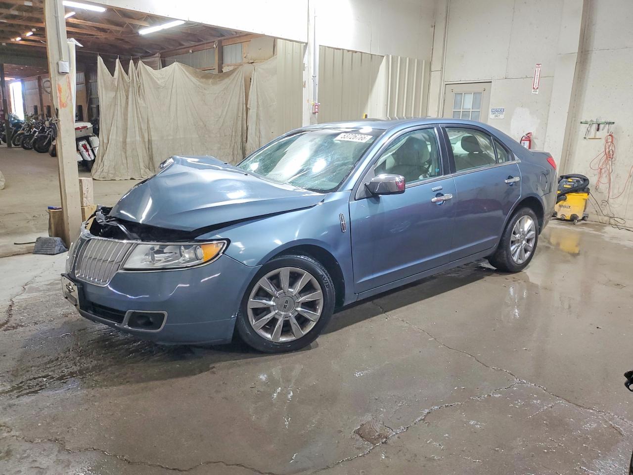 Salvage Lincoln MKZ Image