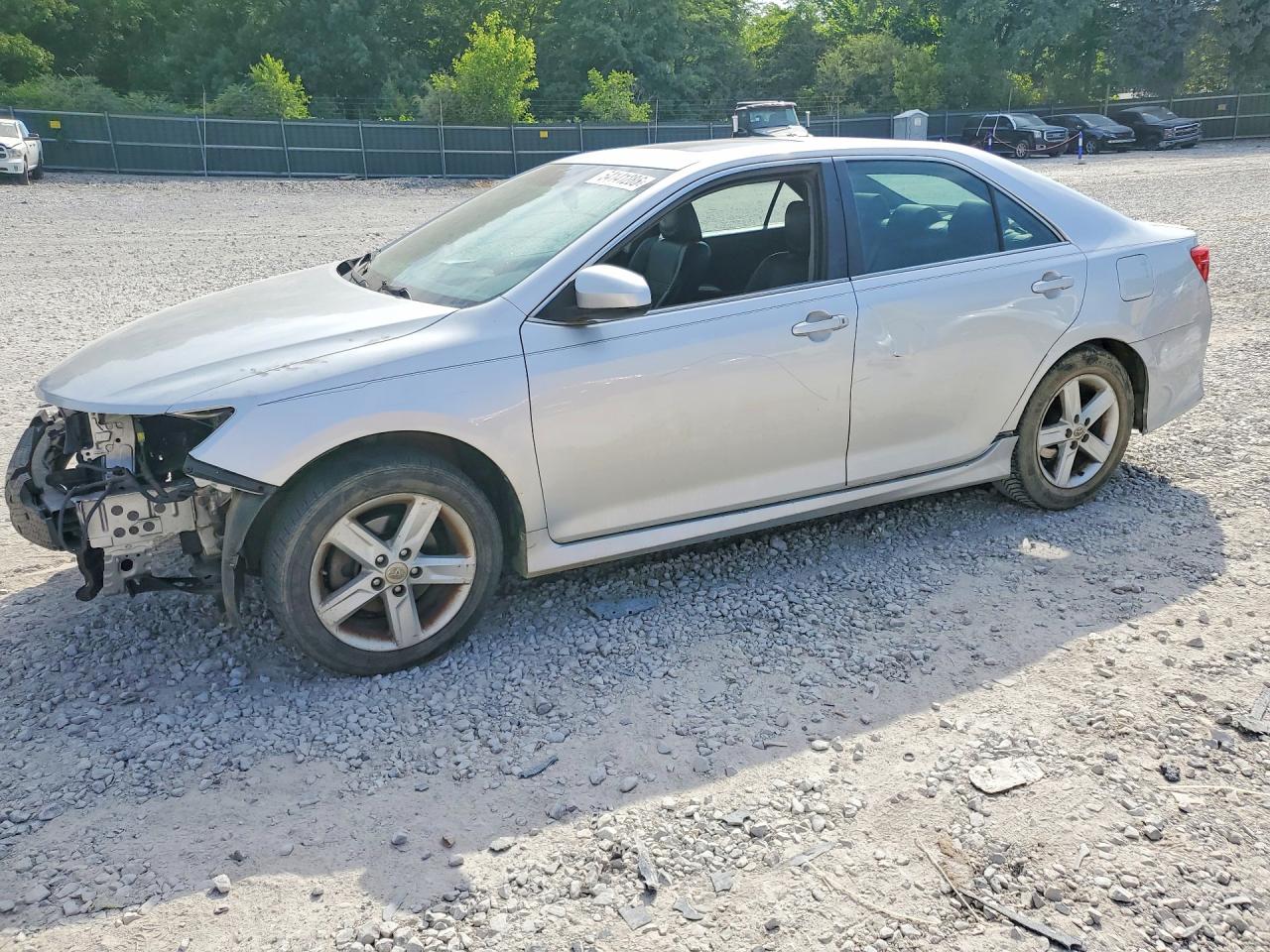 Salvage Toyota Camry Image