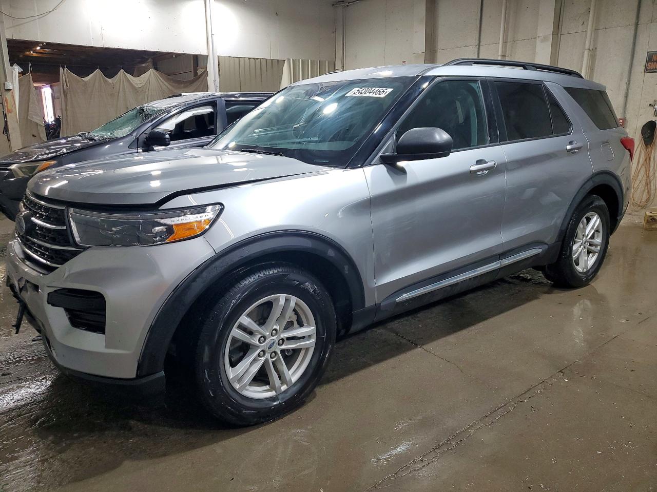 Salvage Ford Explorer Image