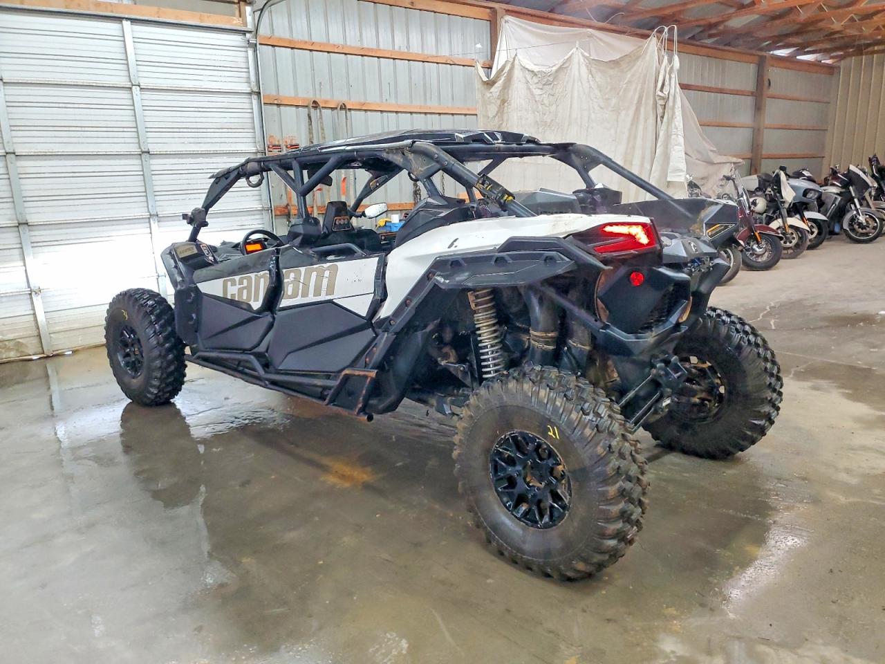 Can-Am Maverick X3