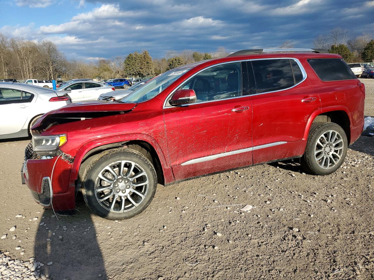 Salvage GMC Acadia Image